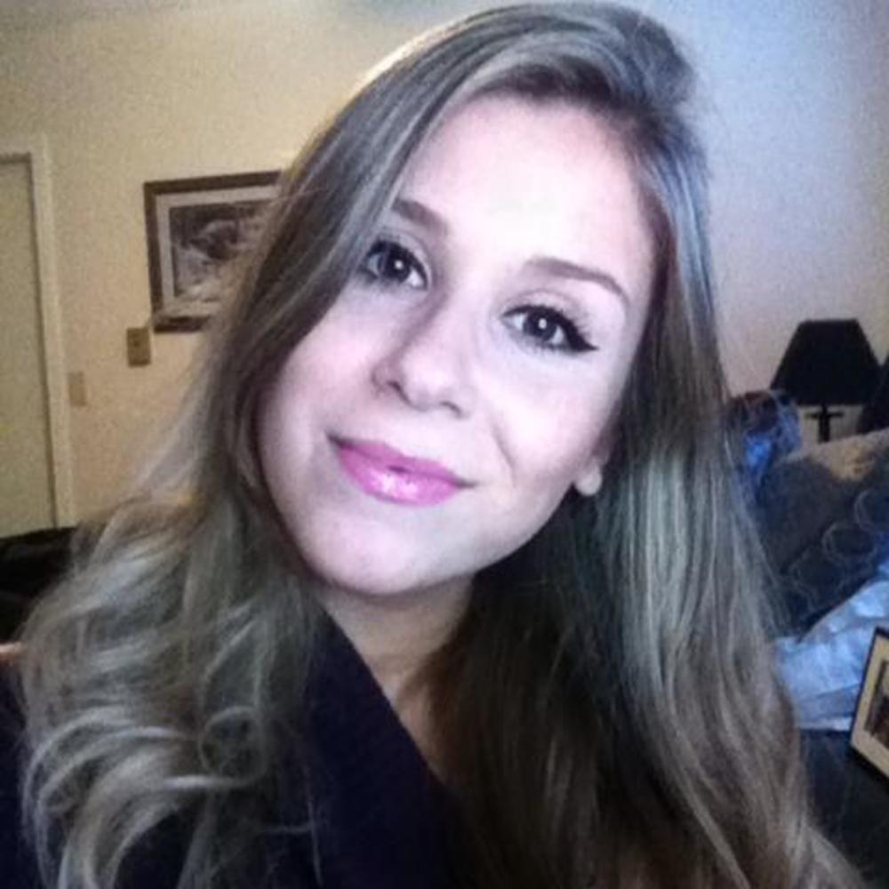 Meet your Posher, Priscila